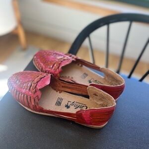 OLAY Red Leather Moccasins with Bow Detail